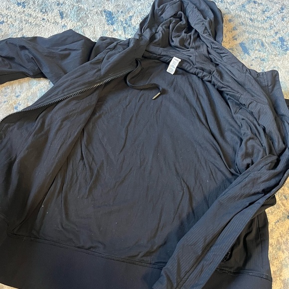 Lululemon black dance studio jacket size 6 - Picture 5 of 6